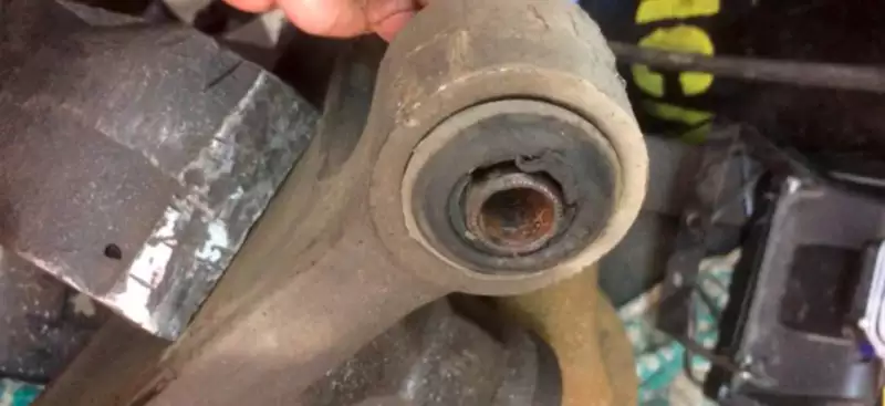 87538600 Silent Block Rubber Bushing