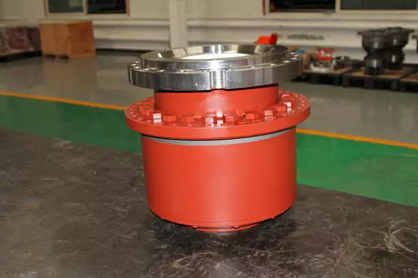 Replacement of Fairfield CT07 Track Loader Drive Planetary Gearbox