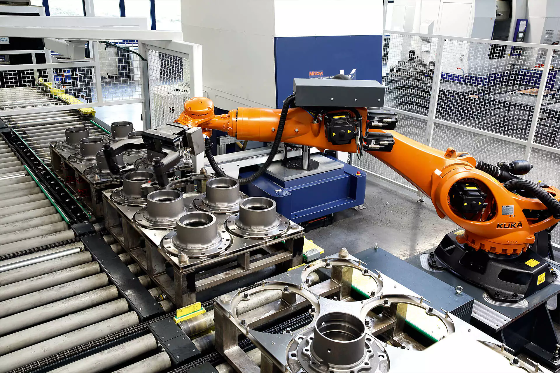 Wheel Hub 43570-0C010