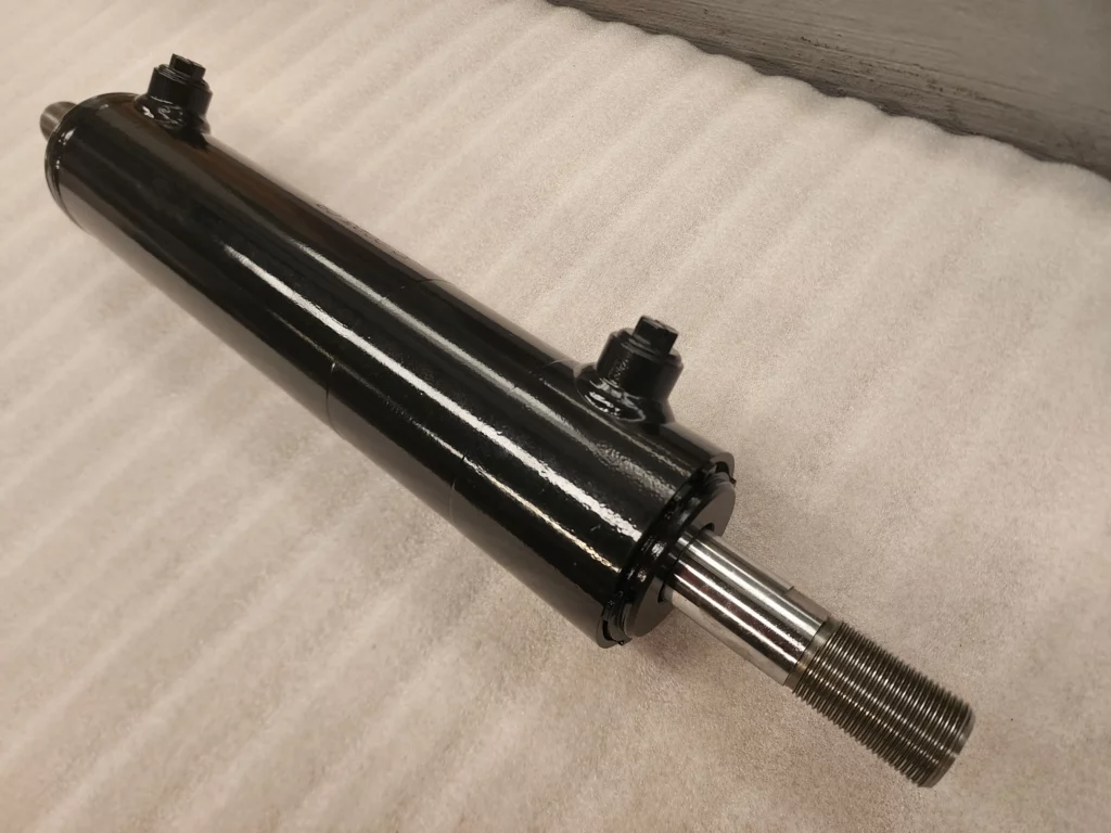 John Deere Hydraulic Cylinder Replacement 6-071-04