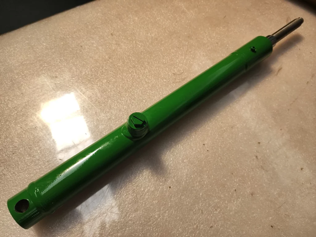 John Deere Hydraulic Cylinder Replacement 6-071-05