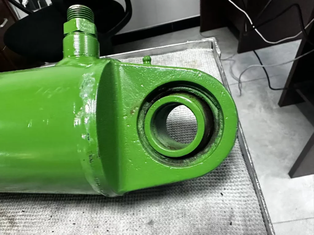 John Deere Hydraulic Cylinder Replacement OEM No.AL206817