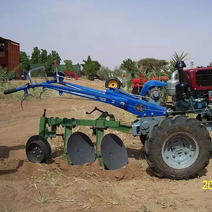 2 Discs Light Duty Disc Plough with 4 Wheel Tractor