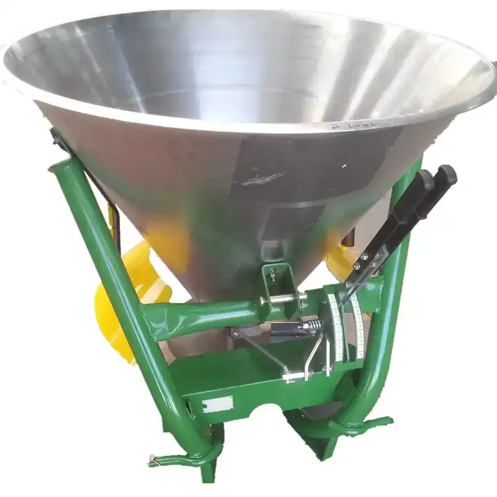 Organic Fertilizer Spreader Manure Fertilizer Spreader Cow Spreading Truck for Sale