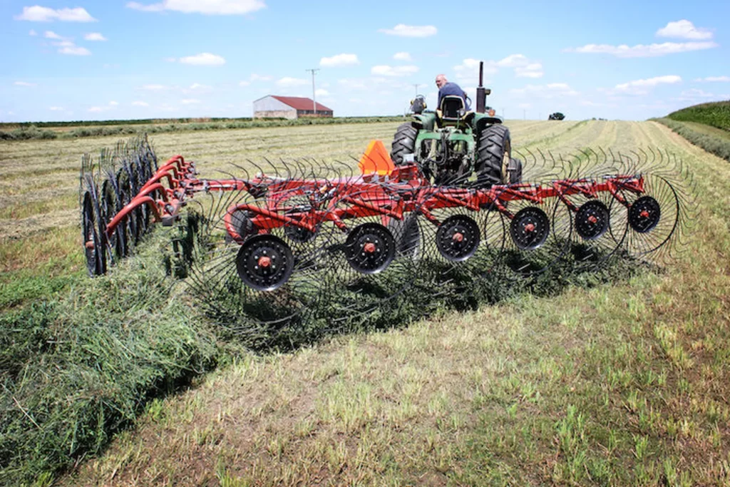 Large Vertical Hay Rake for Collect Grass and Cutting Crop RXHR-3 RXHR-4 RXHR-5