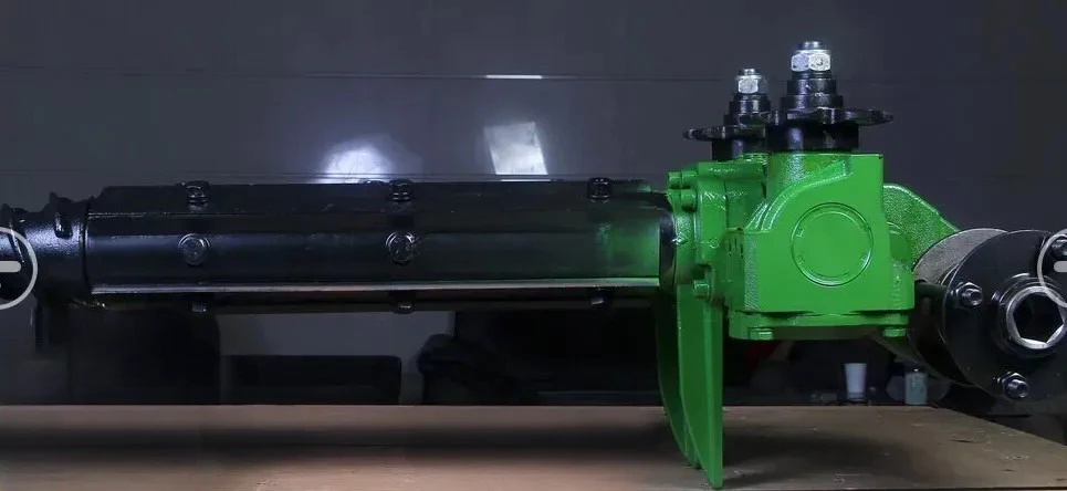 Corn Header Gearbox - Replacement of Comer Code N669-J