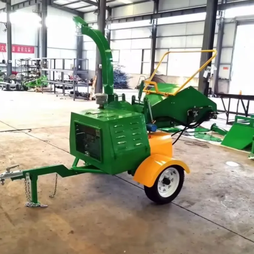 Diesel Wood Chipper for Cutting Wood into Small Pieces