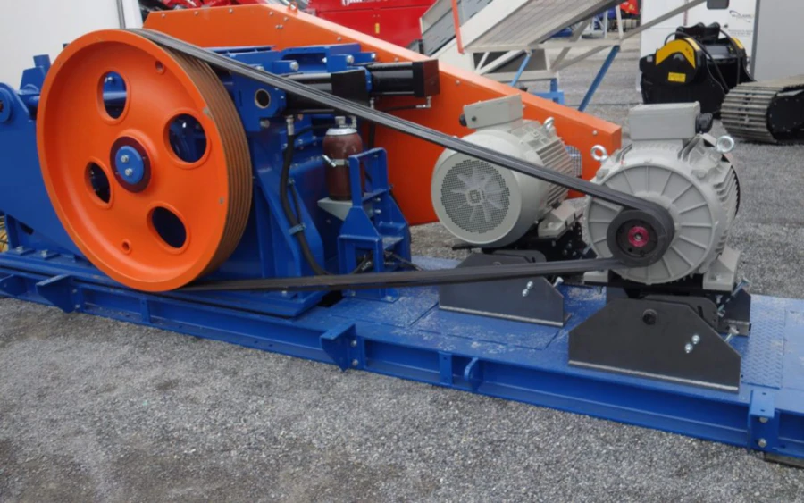 307-90/112-MP Motor Base