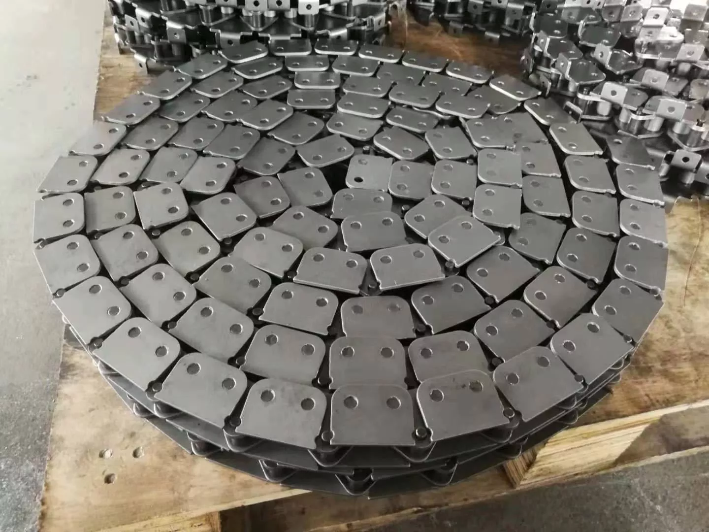 Articulated Bottom Plate Conveying Chain 12A-Tb24 P23-Tb45 16A-Tb48 16b-T32 20A-Tb45 20A-Tb51 24A-Tb65