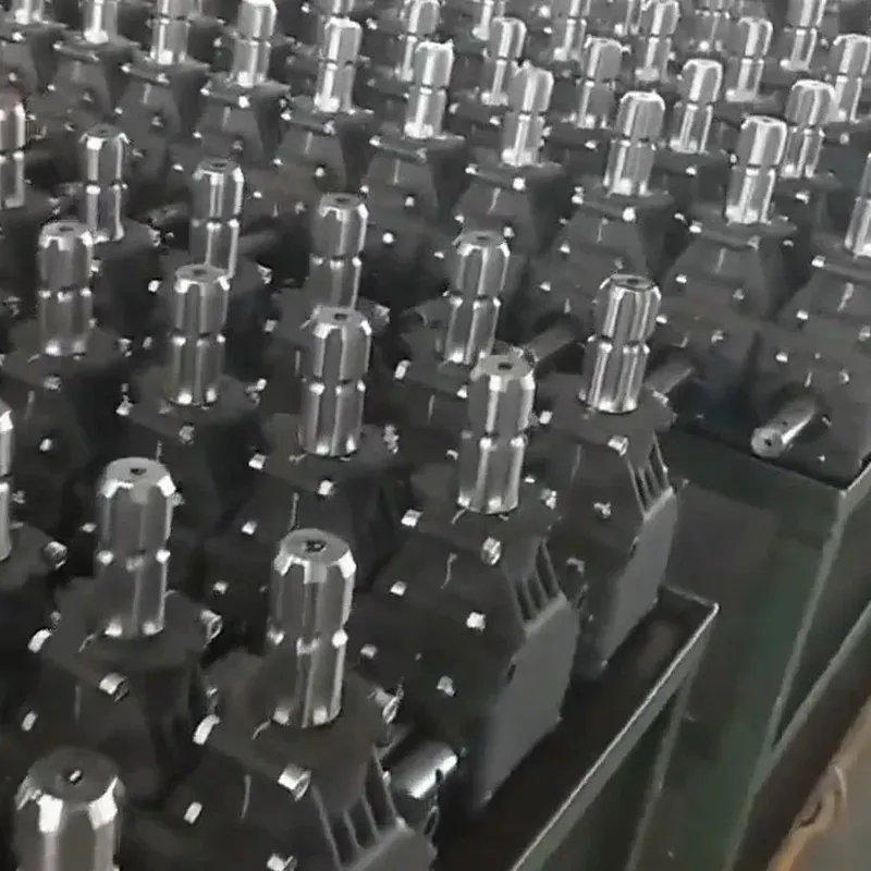 Fertilizer Spreader Gearbox – Replacement of Comer Code L-25A