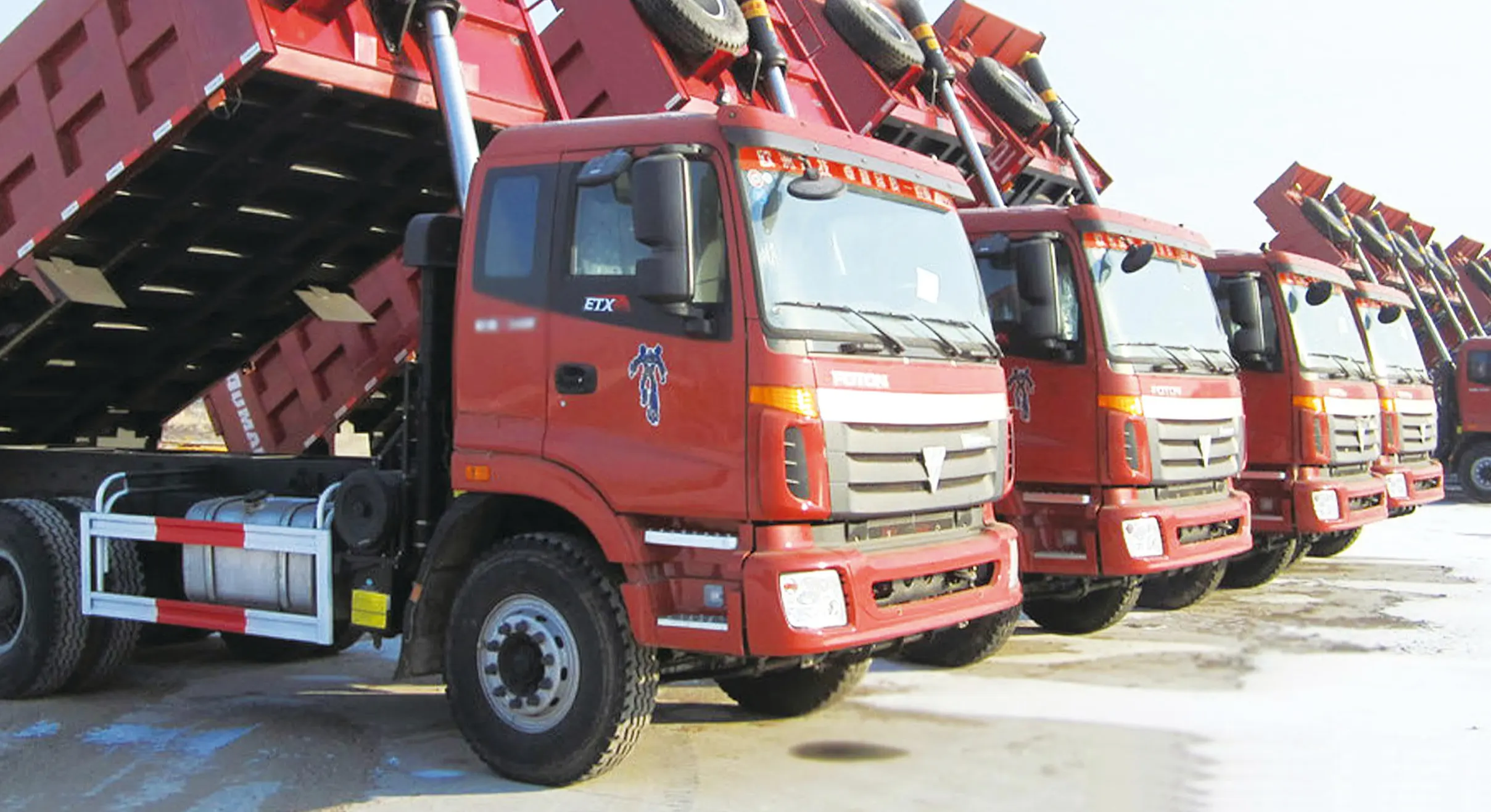 Front Top Lifting Cylinder