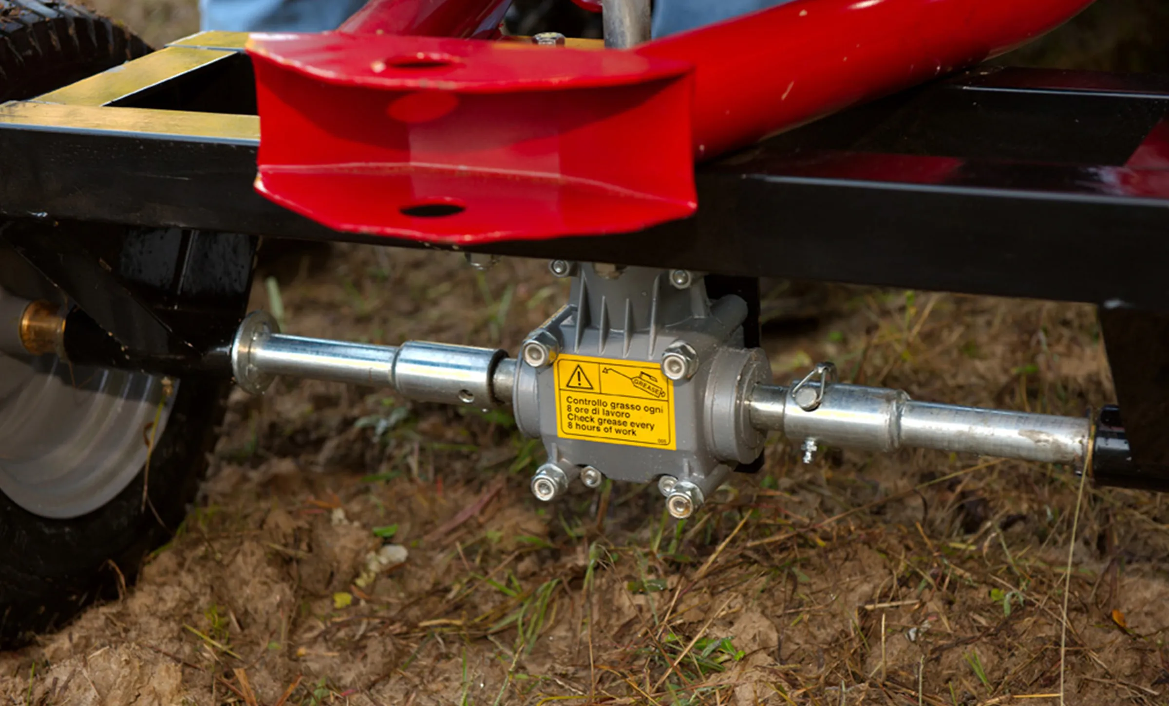 Fertilizer Spreader Gearbox – Replacement of Comer Code L-25A