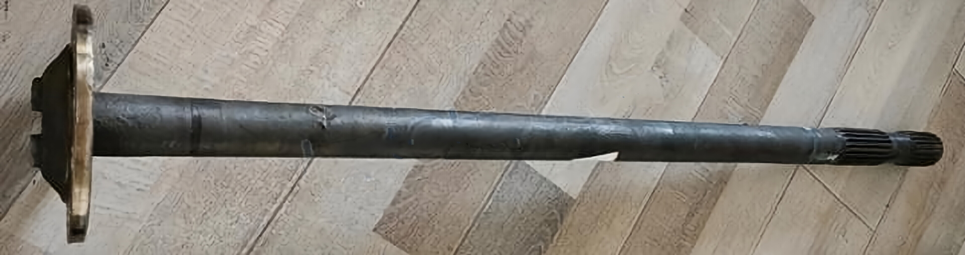 axle shaft  43114-2403069 for URAL truck