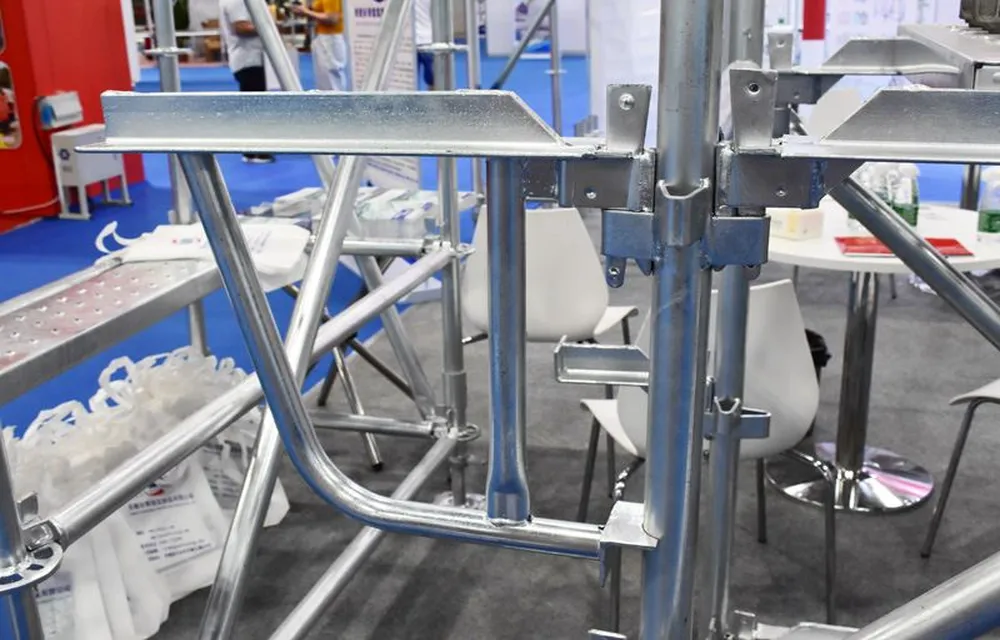 Kwikstage Scaffolding Hop Up Bracket for Construction Sites