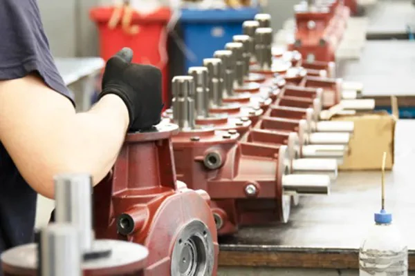 Manure Spreaders Gearboxes – Replacement of Comer Code N-2A