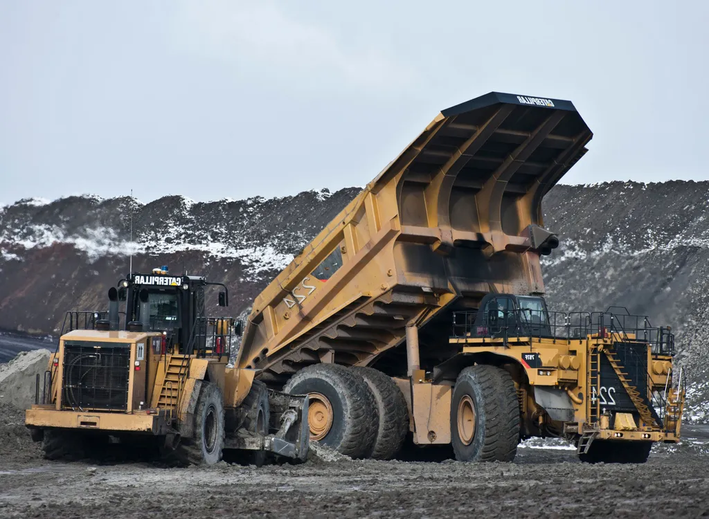 Mining Dump Truck Front Suspension Cylinder