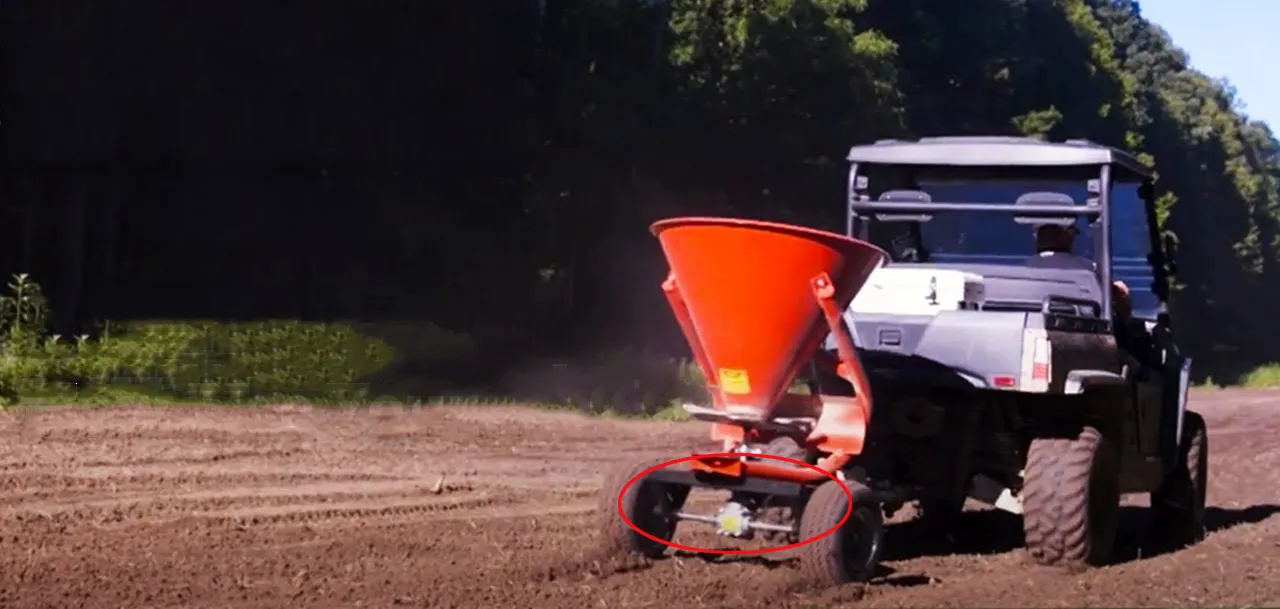 Fertilizer Spreader Gearbox – Replacement of Comer Code L-25A