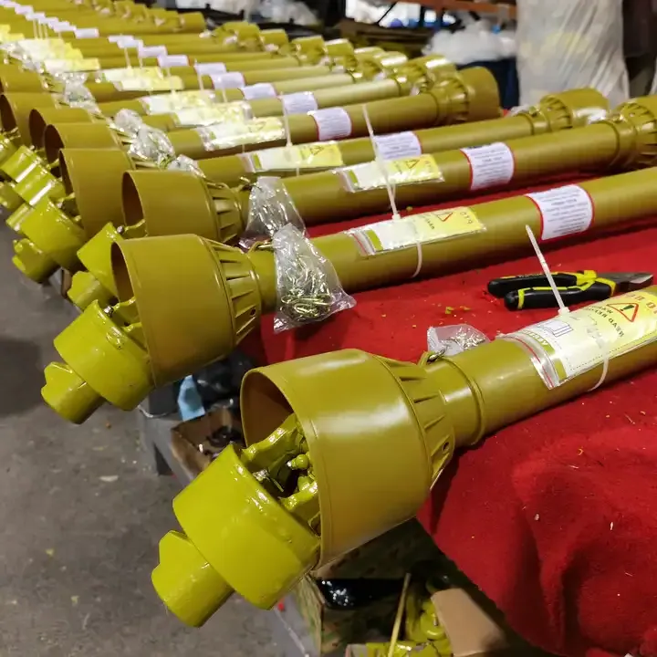 Shear bolt 6 teeth and double pin yoke universal joint 35*106.5 T8 PTO shaft cc 885mm with yellow plastic guard