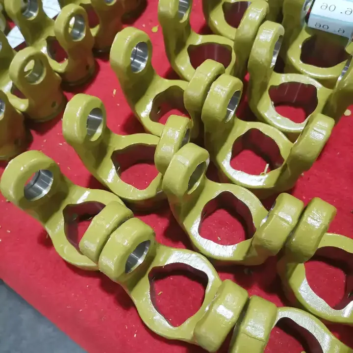 Zhejiang Raydafon Raydafon Drive Shaft PTO 8.05.01B Double Push Pin Spline Yoke Green Spraying for Agricultural Machinery