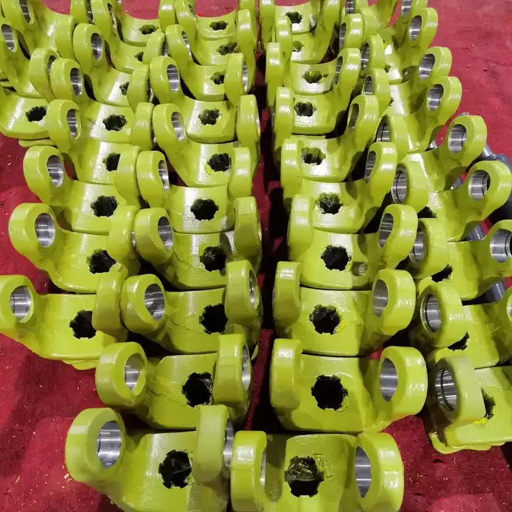 10 Horsepower Tractor Parts PTO Shaft Yoke 05 Type Push Pin Forging Yoke with Yellow Spraying