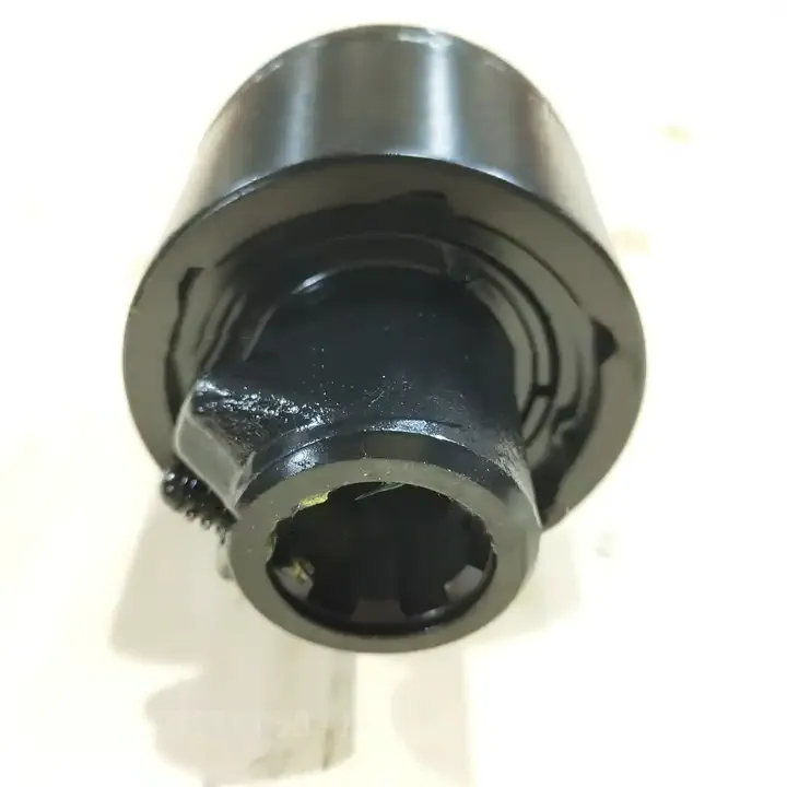 Cardan Joint Parts Black SAS2 PTO Tractor PTO Shaft Adaptor Spare Parts Shaft Clutch