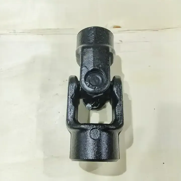 5-170X Tractor Universal Joint Double Round Yoke Black Tractor Universal Joint