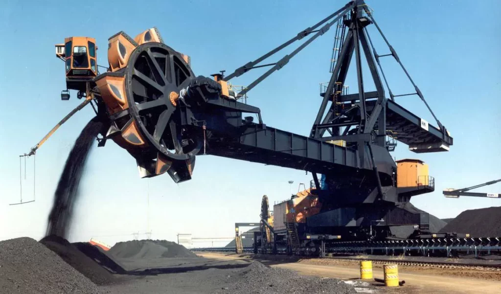 Stacker Reclaimer Belt Tensioning Cylinder