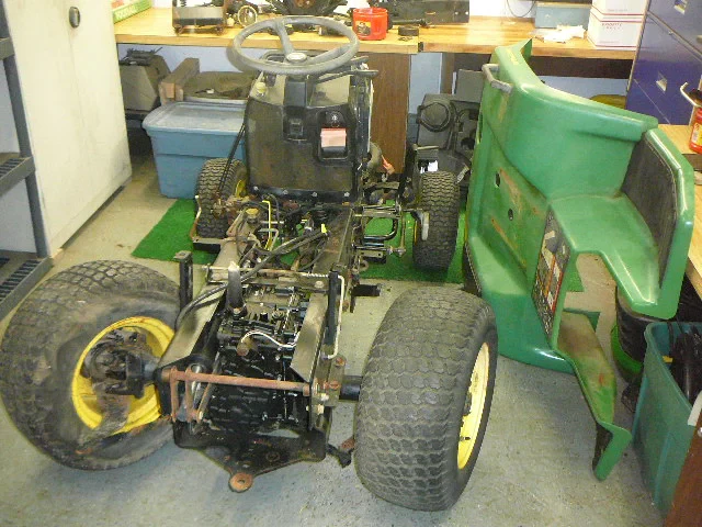 RE47104 Side Shield For John Deere Tractor