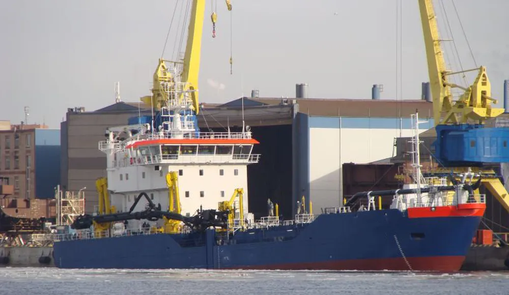 Trailing Suction Dredger Mud Door Cylinder