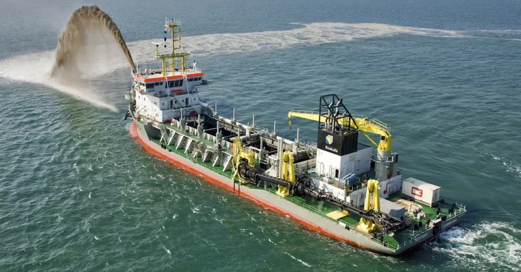 Trailing Suction Dredger Overflow Cylinder